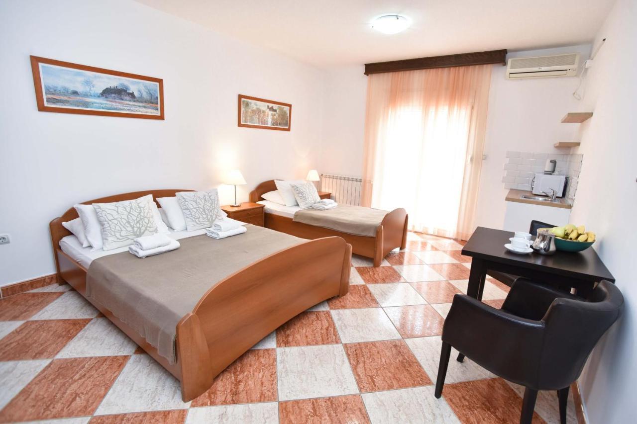 Apartments Adok Budva Exterior photo